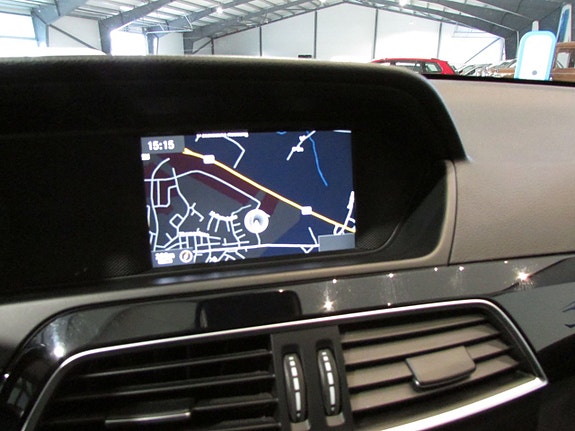 Mercedes-Benz C220 12 of 16