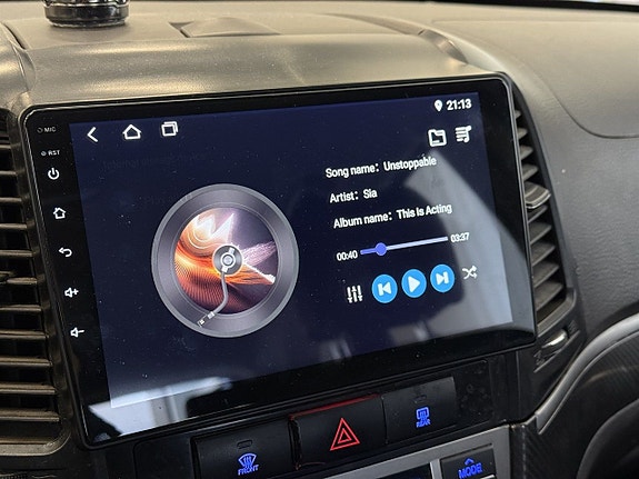 Hyundai Santa Fe 16 of 27