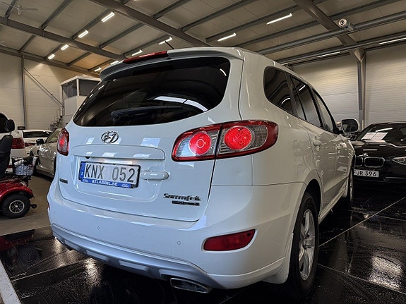 Hyundai Santa Fe 5 of 27
