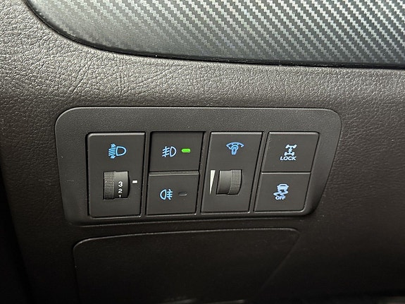Hyundai Santa Fe 14 of 27
