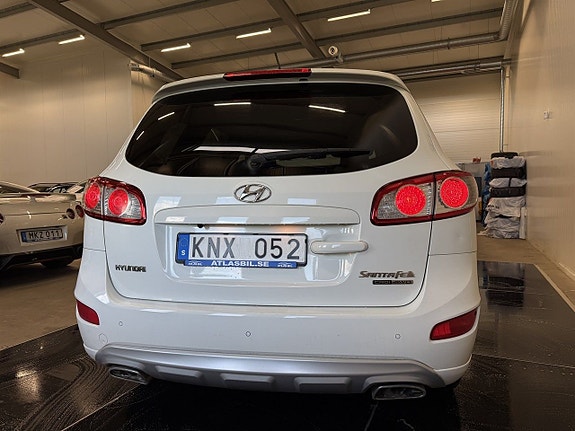 Hyundai Santa Fe 4 of 27