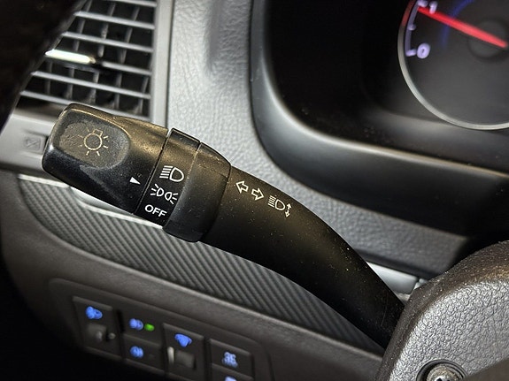 Hyundai Santa Fe 13 of 27