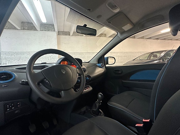 Renault Twingo 11 of 11