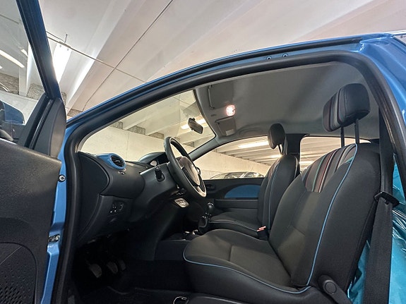 Renault Twingo 6 of 11