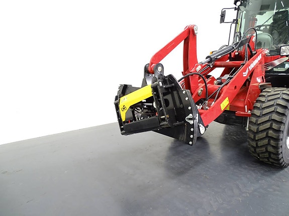 Yanmar V80-5 / Airco / UFO Skevfäste Trima / 36km/t 5 of 7