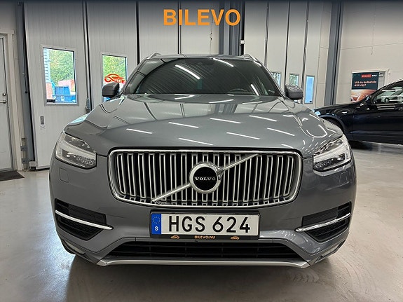 Volvo XC90 9 of 29