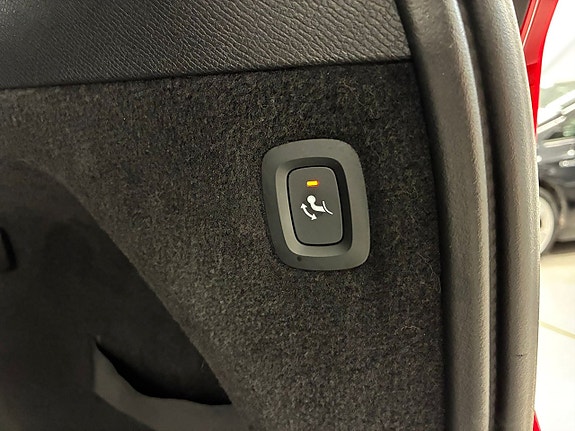 Volvo XC90 28 of 29