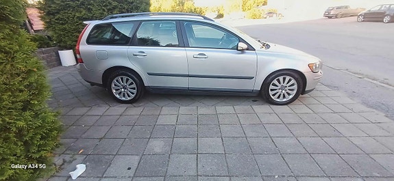 Volvo V50 8 of 17