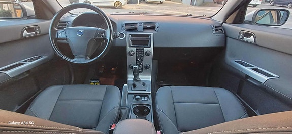 Volvo V50 14 of 17