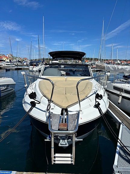Höstpris - sänkt 50 tkr - Beneteau Monte Carlo 27 , Volvo Penta 5.7 GXi, 320 hk 2 of 11