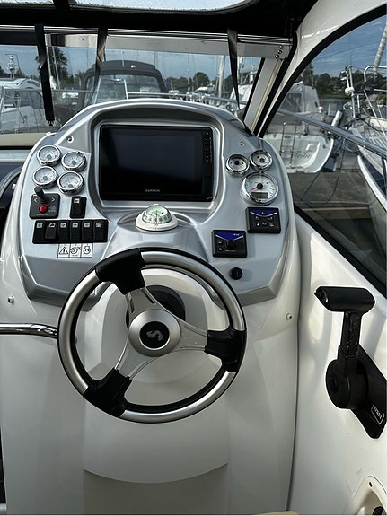 Höstpris - sänkt 50 tkr - Beneteau Monte Carlo 27 , Volvo Penta 5.7 GXi, 320 hk 3 of 11