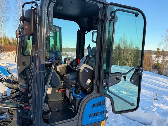 Minigrävare 1800 KG Nya Rippa R18 PRO + Redskapspaket 4 of 5