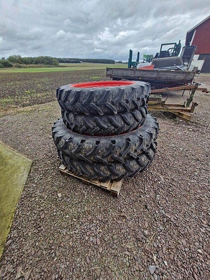 Kebeer 270/95-38   &  300/95-52