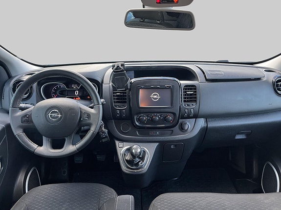 Opel Vivaro 6 of 10