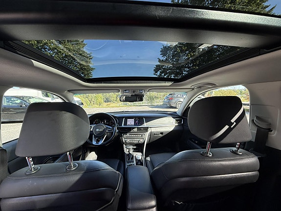 Kia Optima 3 of 4