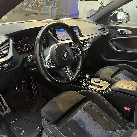 BMW 220d 9 of 14