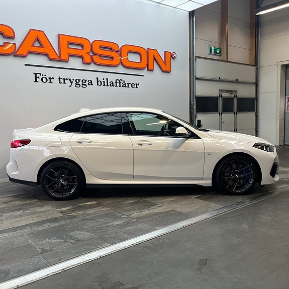 BMW 220d 3 of 14