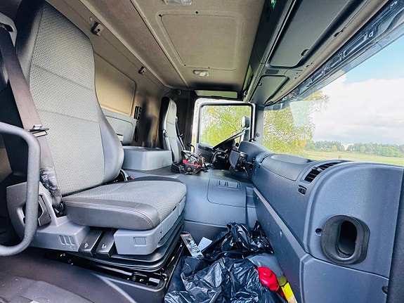 Scania P250 4x2 Brädgårdsbil Kranbil Euro6 21.000 mil 9 of 9