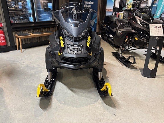 Ski-doo Tundra LE 600 EFI -85 HP 154in  38mm -26 2 of 4
