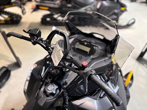 Ski-doo Tundra LE 600 EFI -85 HP 154in  38mm -26 3 of 4