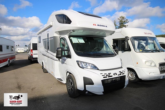Adria Coral XL 660 SL 2 of 23