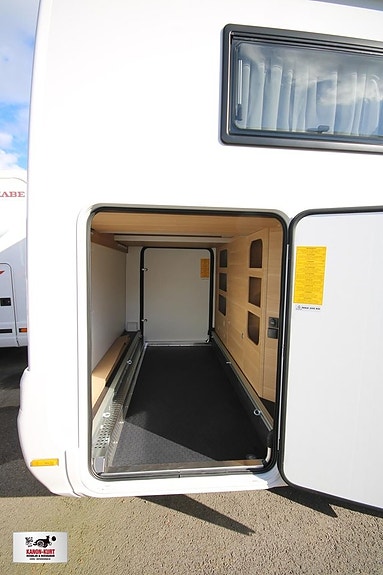 Adria Coral XL 660 SL 4 of 23