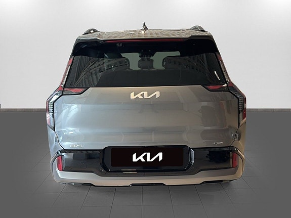 Kia EV9 5 of 13