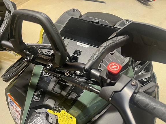 Summit X with Expert Pkg 850 E-TECTurbo R 154in 76mm -26 3 of 5