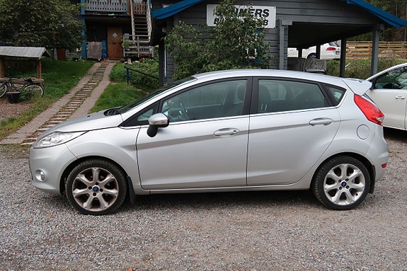 Ford Fiesta 3 of 7