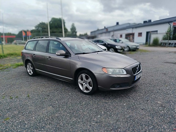 Volvo V70 5 of 5