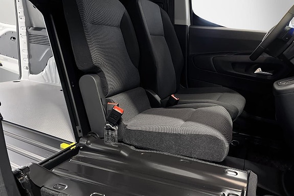 Opel Combo 9 of 16