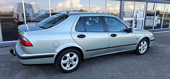 Saab 9-5 6 of 19