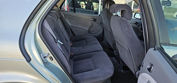 Saab 9-5 15 of 19