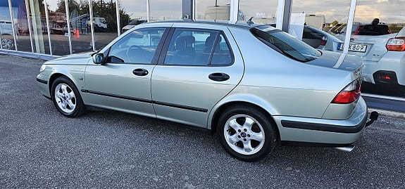 Saab 9-5 3 of 19