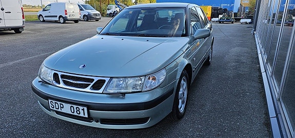 Saab 9-5 7 of 19