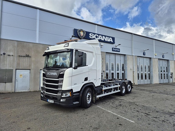 Scania R460 B6x2*4NB
