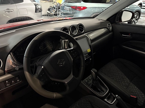 Suzuki Vitara 6 of 8