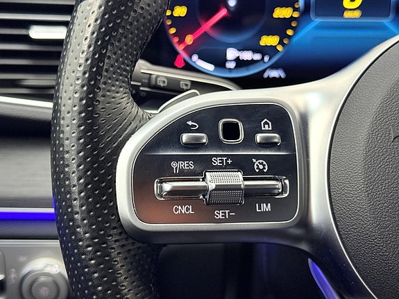 Mercedes-Benz GLE350 de 18 of 27
