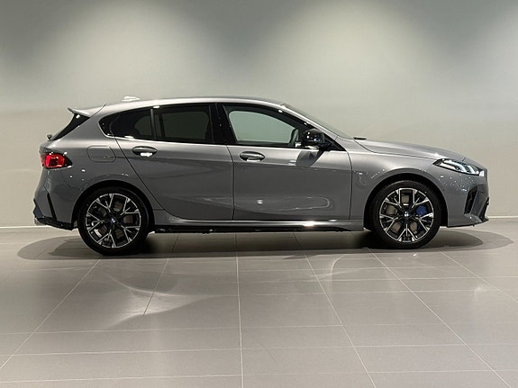 BMW M135i 3 of 17