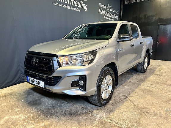 Toyota HiLux 2 of 11