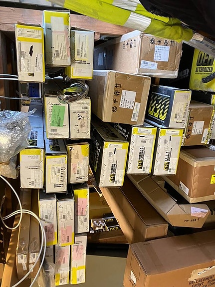 Product image 2 of 6