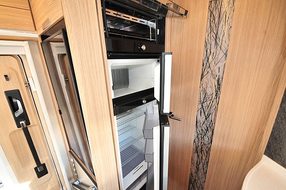 Niesmann FLAIR 920LW Långbäddar Hyd Stödben Automat 13 of 19