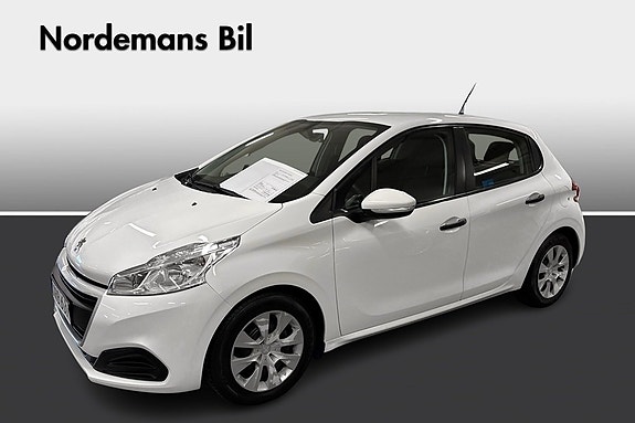 Peugeot 208 2 of 5