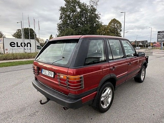 Land Rover Range Rover 3 of 5