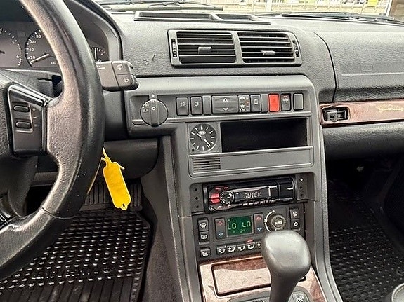 Land Rover Range Rover 9 of 11