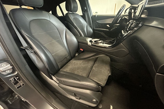 Mercedes-Benz GLC350 e 18 of 24