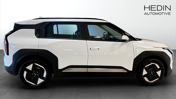 Kia EV3 6 of 12