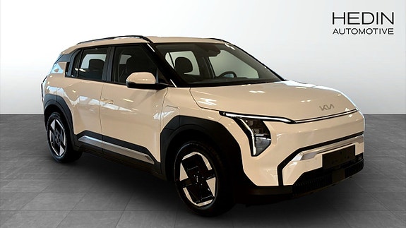 Kia EV3 7 of 12