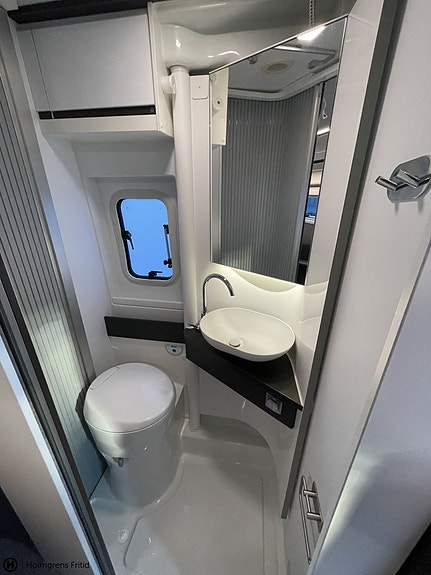 Adria Twin Supreme 640Slb 180HK | AC BODEL 13 of 24