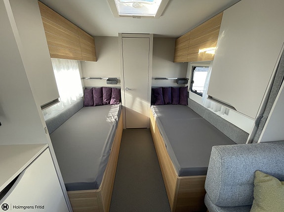 Adria Adora 613 HT | ALDE | FRONTKÖK | STOR TOALETT 14 of 20